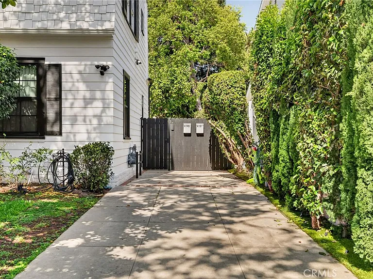4151 Farmdale Ave — Photo 24