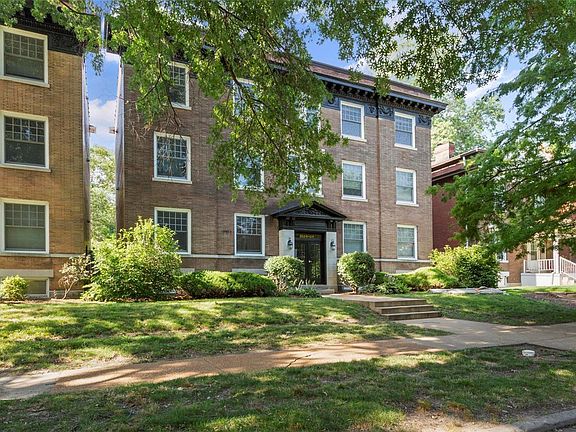 2nd image of 6126 Washington Blvd APT 301