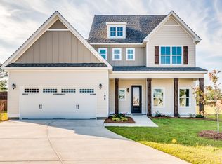 106 Crestview Ct, Dothan, AL 36301