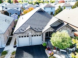 27 Coral Gables Cres, Woolwich, ON N3B3P4