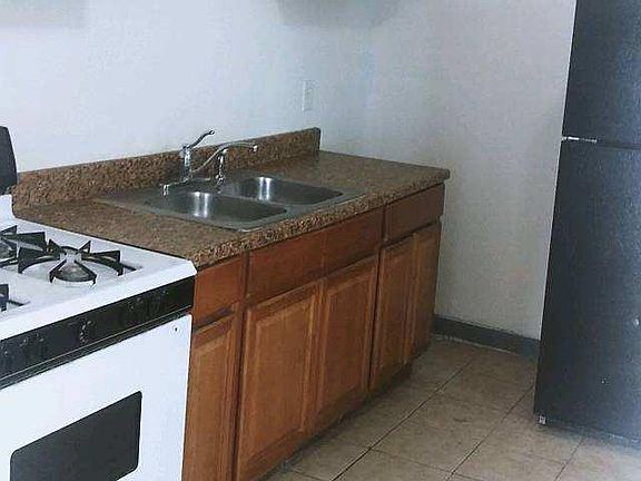 2nd image of 311 Jim St #1