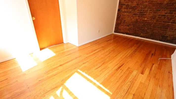 Rented by JM Preston Properties LLC | media 8