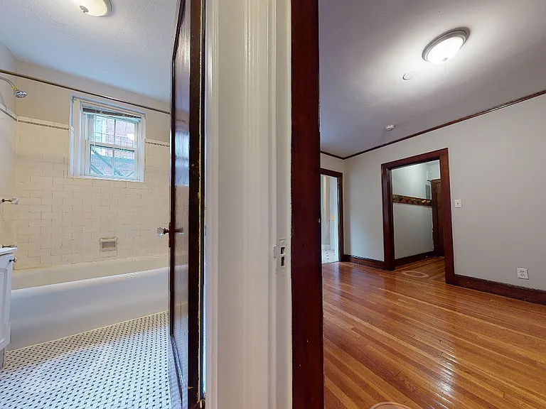 119 College Ave — Photo 55