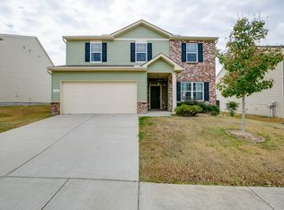 668 Pemberton Dr, Lebanon, TN 37087