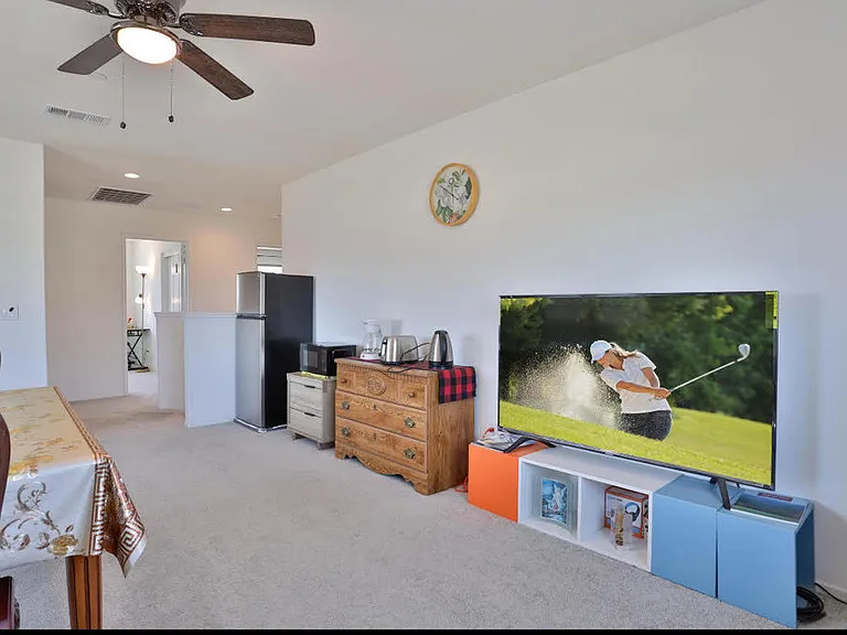84422 Calle Larriva — Photo 11