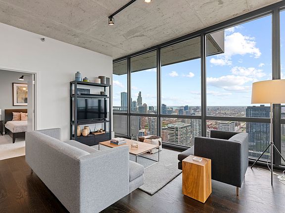 2nd image of 235 W Van Buren St Unit 4412