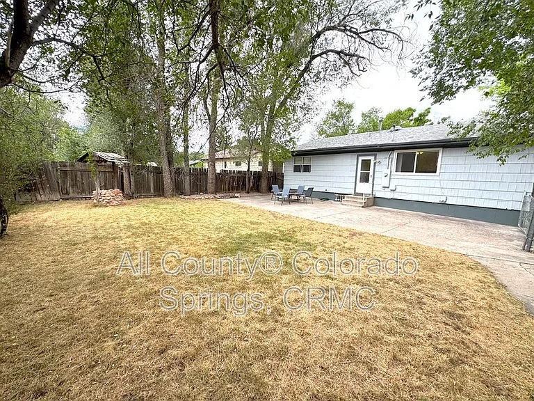 1515 Eagle View Dr — Photo 32