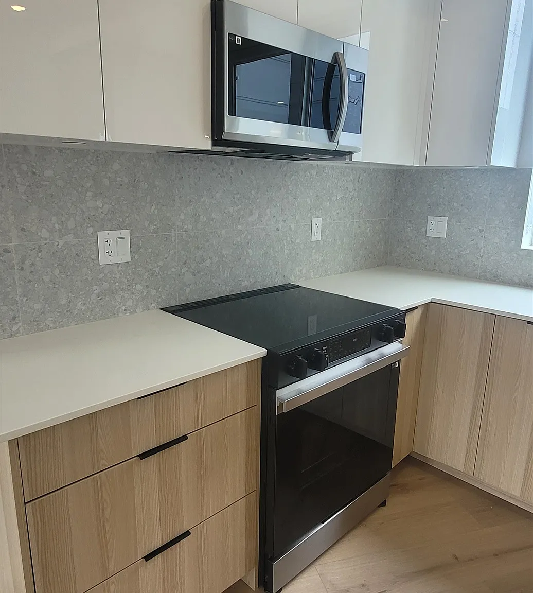 2 bed, 960 sqft, $2,350 — Photo 3