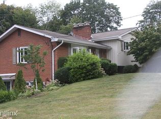 2454 Trotter Dr, Allison Park, PA