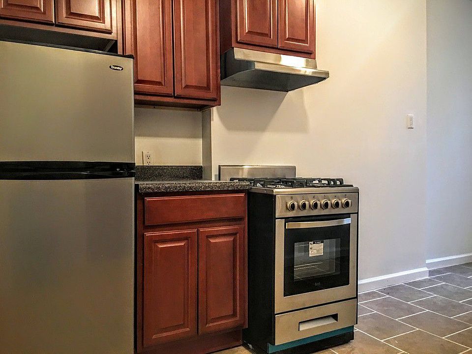 1st image of 118 E 103rd St APT 21