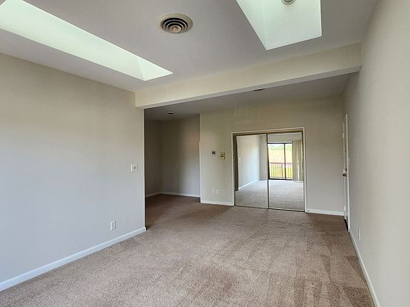 4th image of 202 Skyhill Rd APT 7
