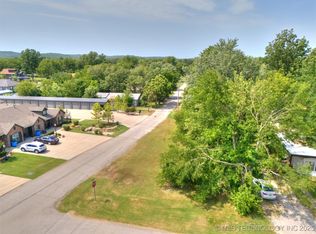 101 E 1st St N, Skiatook, OK 74070