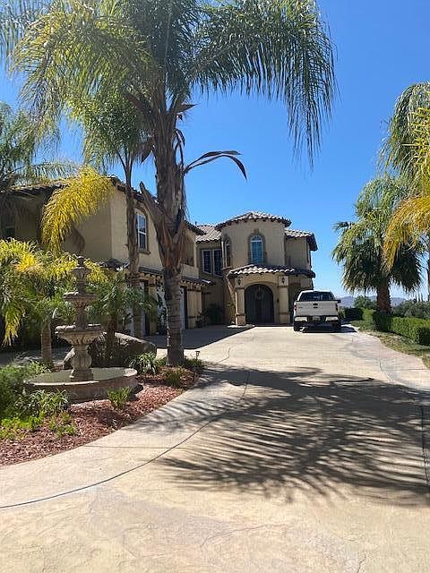 1st image of 27335 Stonehenge Cir
