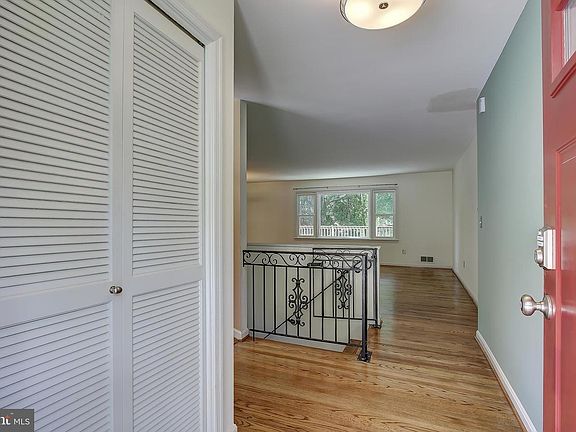4th image of 17401 Park Mill Dr