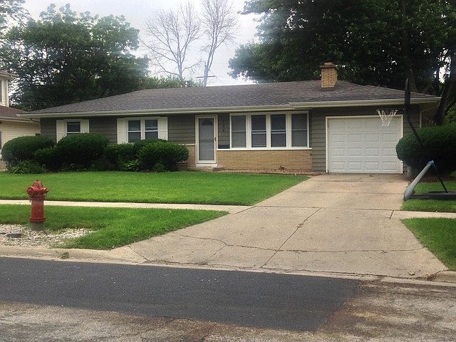 1st image of 736 N Glenwood Pl