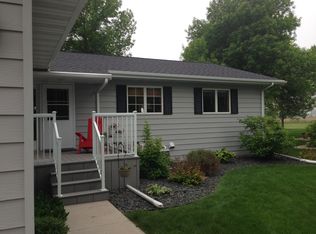 815 Birch Ave, Wyndmere, ND 58081