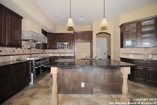 5th image of 18030 GRANITE HILL DR