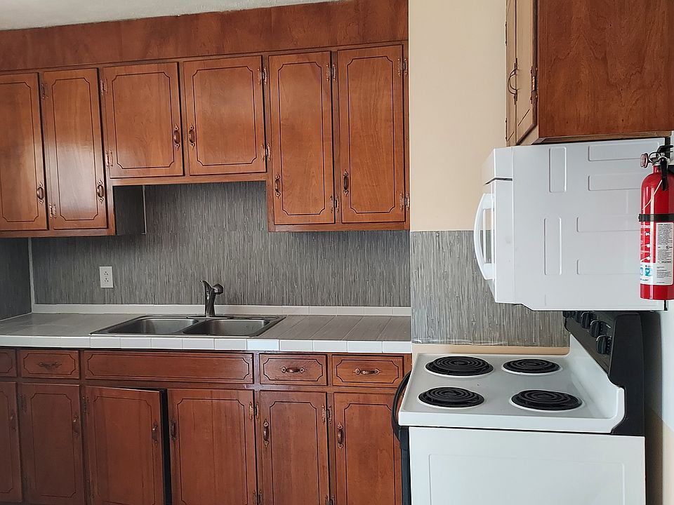 1st image of 4118 Hill Pl