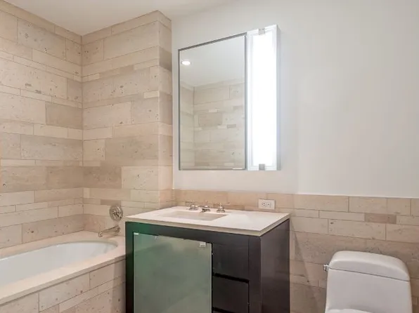 450 East 83rd Street image 5 of 11