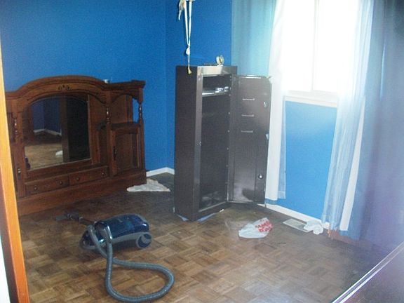 5th image of 144 Malibu Dr
