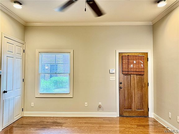 5th image of 704 13th St E Unit 3