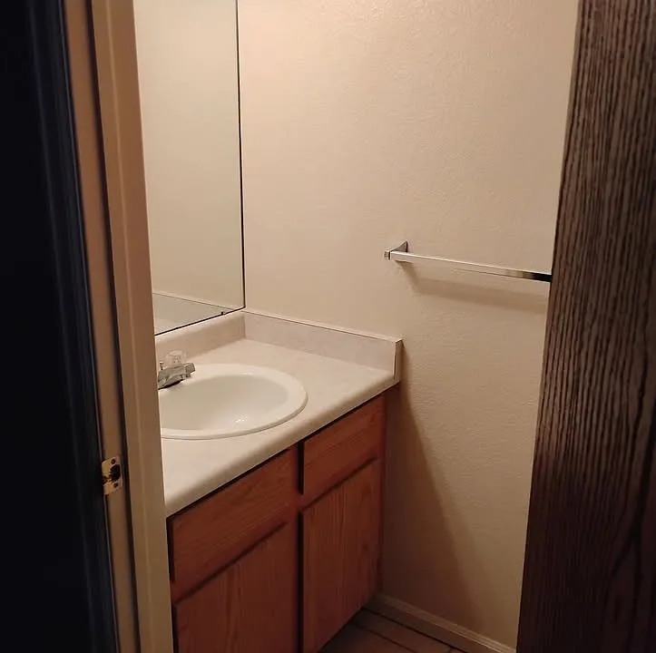 0.5 bedroom
