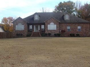 2313 Marina Rd, Russellville, AR 72802