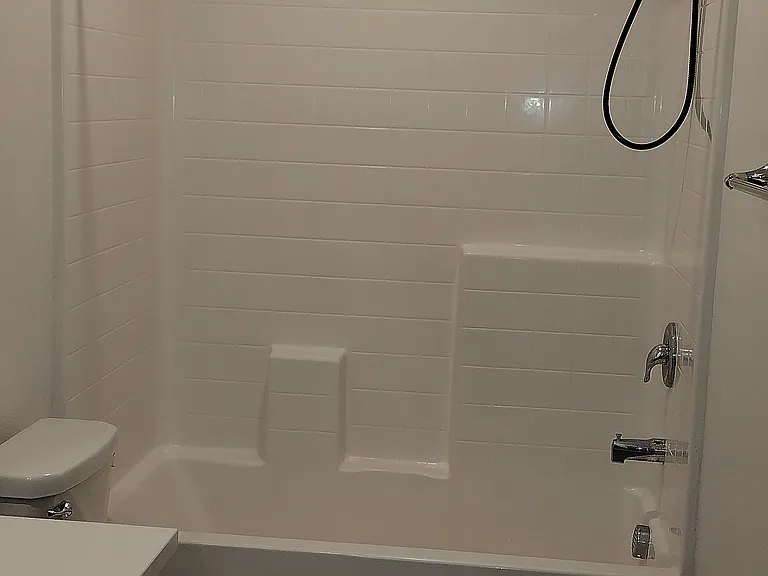 5218 Grassland Ave — Photo 6