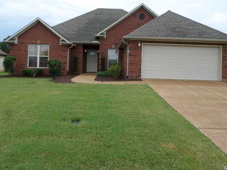 1st image of 74 Lennox Village Dr
