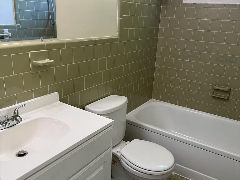 7992 Willow Ave — Photo 11