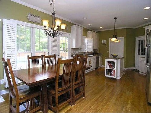 4th image of 601 Trollingwood Ct