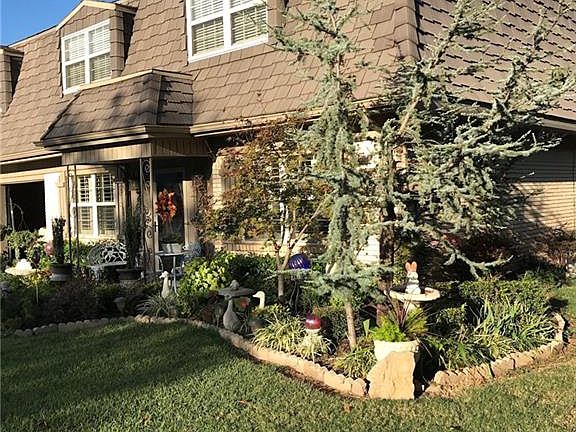 5th image of 3240 Fairway Dr