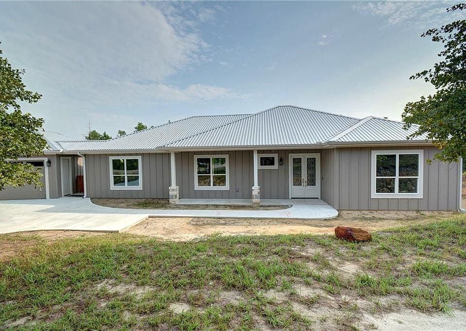 1st image of 122 Kainalu Ln