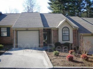 221 Camelot Ct, Knoxville, TN 37922