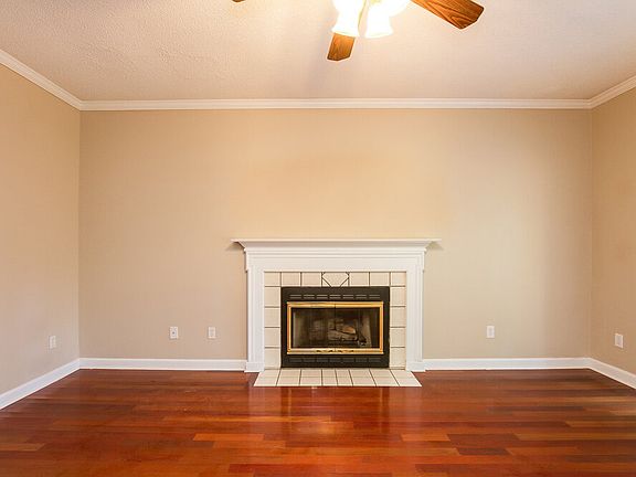 3rd image of 12400 Henderson Hill Rd