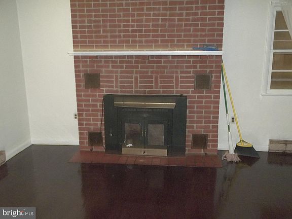 5th image of 478 Shorewood Dr