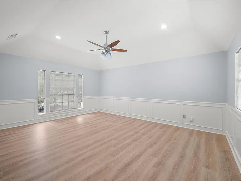 3622 Springhill Ln — Photo 27