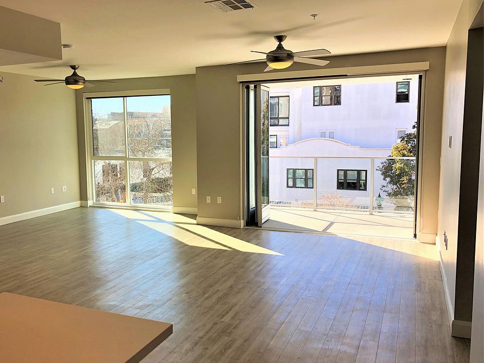 1st image of 551 W Date St #302