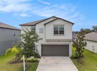 6300 Beverly Hills Dr, Zephyrhills, FL 33541