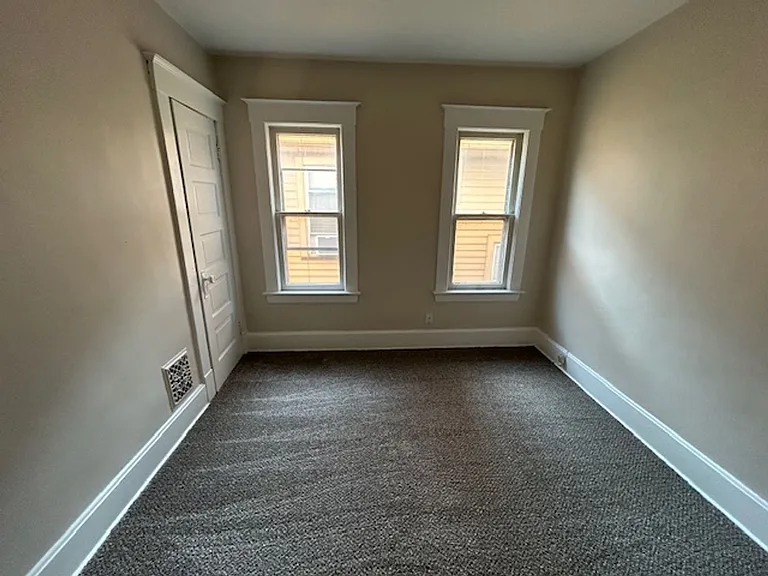 1520-1522 Alameda Ave — Photo 11