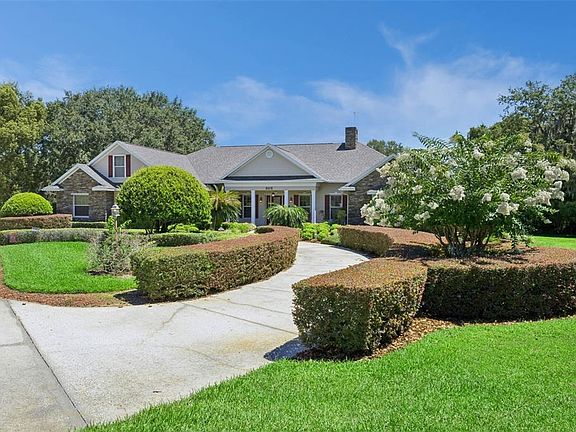 3rd image of 605 OLD MOUNT DORA ROAD