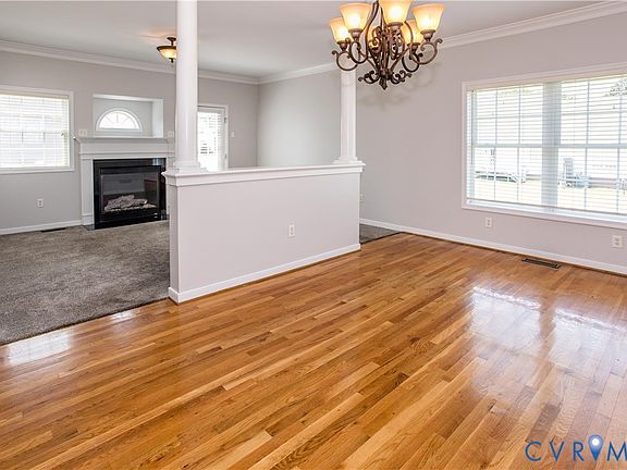 2nd image of 108 Creff Ln