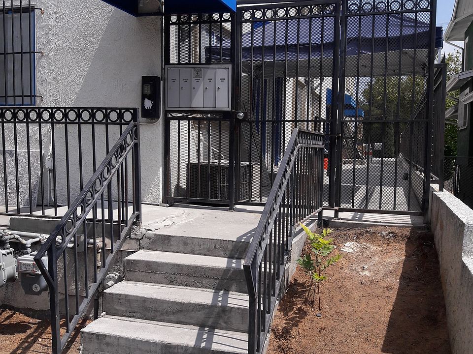 1st image of 626 N Mariposa Ave APT B