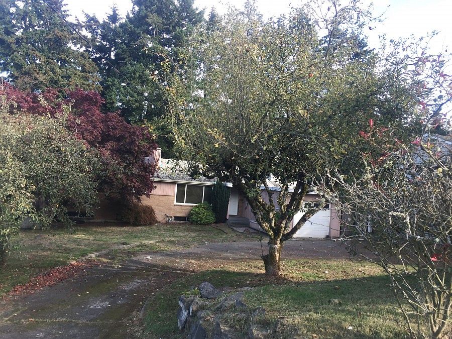 1st image of 16032 42nd Ave S