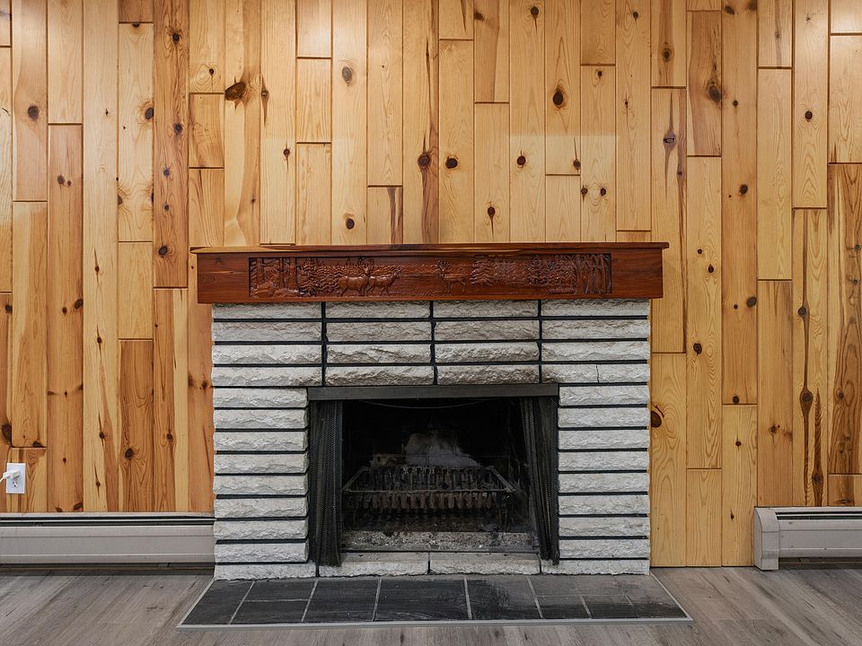 17745 Shubert Hwy, Alpena, MI 49707 | MLS #201841645 | Zillow