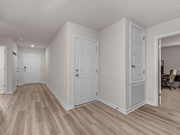 4th image of 338 Flounder St
