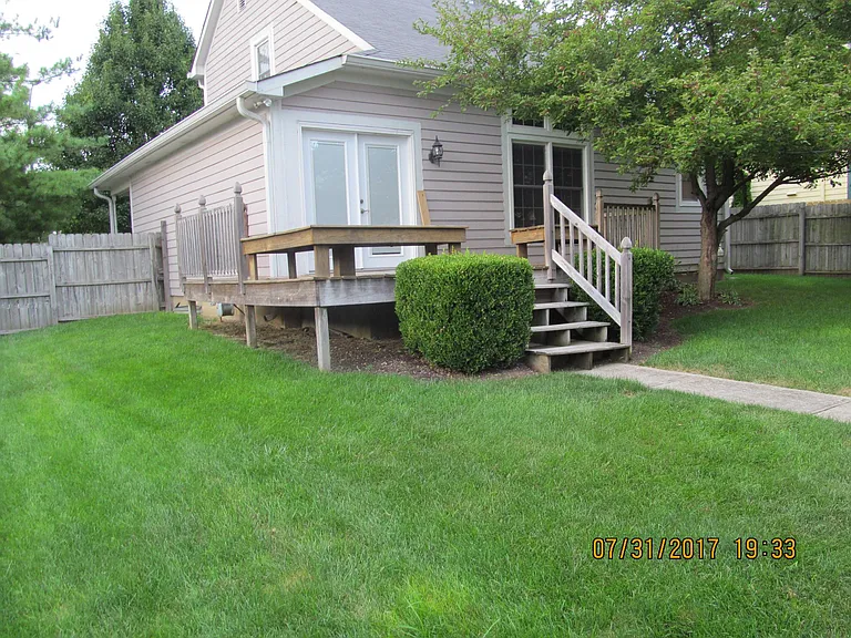 325 E Fall Creek Parkway South Dr — Photo 44