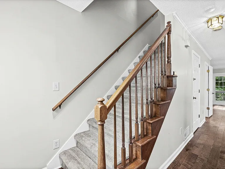 5180 Laurel Bridge Ct SE — Photo 20