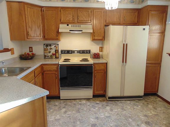 5th image of 4307 Foxwood Dr S