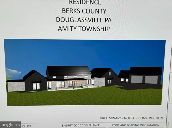 109 Blacksmith Rd, Douglassville, PA 19518